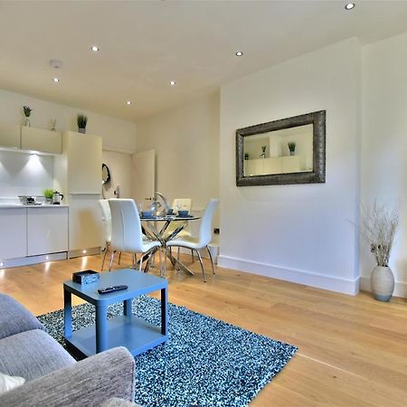 Lincoln City Centre Luxury Lofthouseアパートメント エクステリア 写真