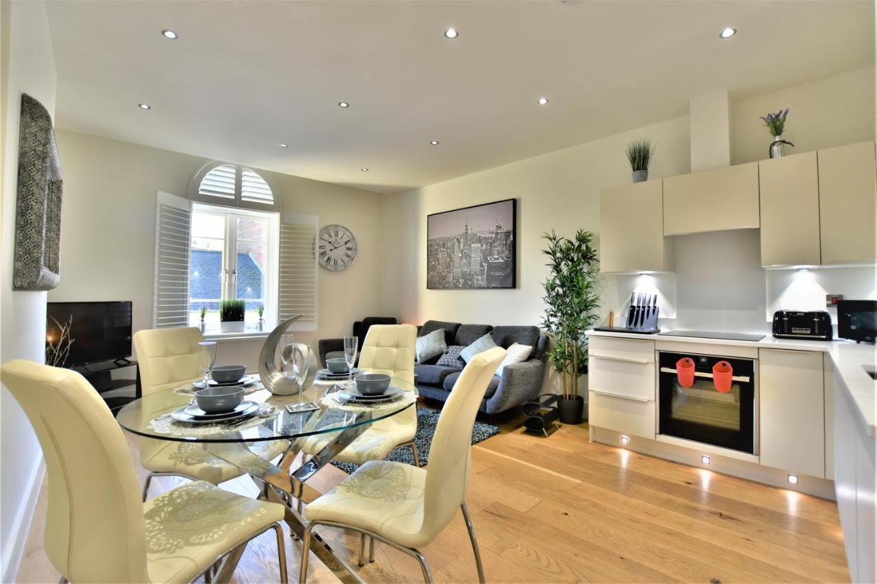 Lincoln City Centre Luxury Lofthouseアパートメント エクステリア 写真
