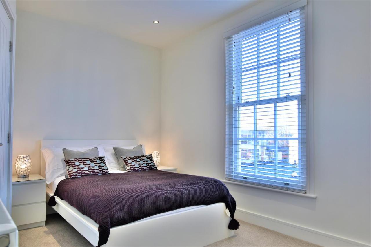 Lincoln City Centre Luxury Lofthouseアパートメント エクステリア 写真